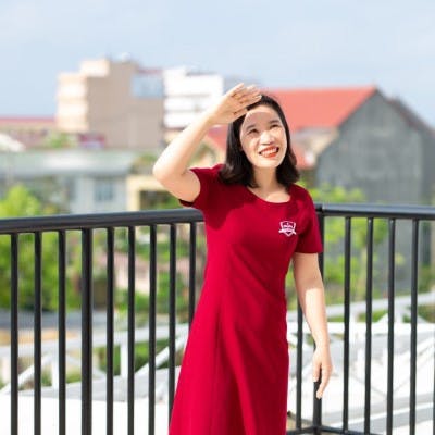 Cô Trương Thị Hạnh